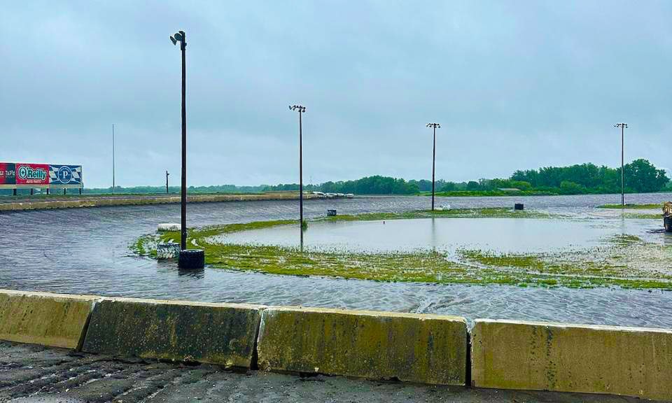 Rain won’t go away, USMTS washed out in Mason CityRain won’t go away, USMTS washed out in Mason City