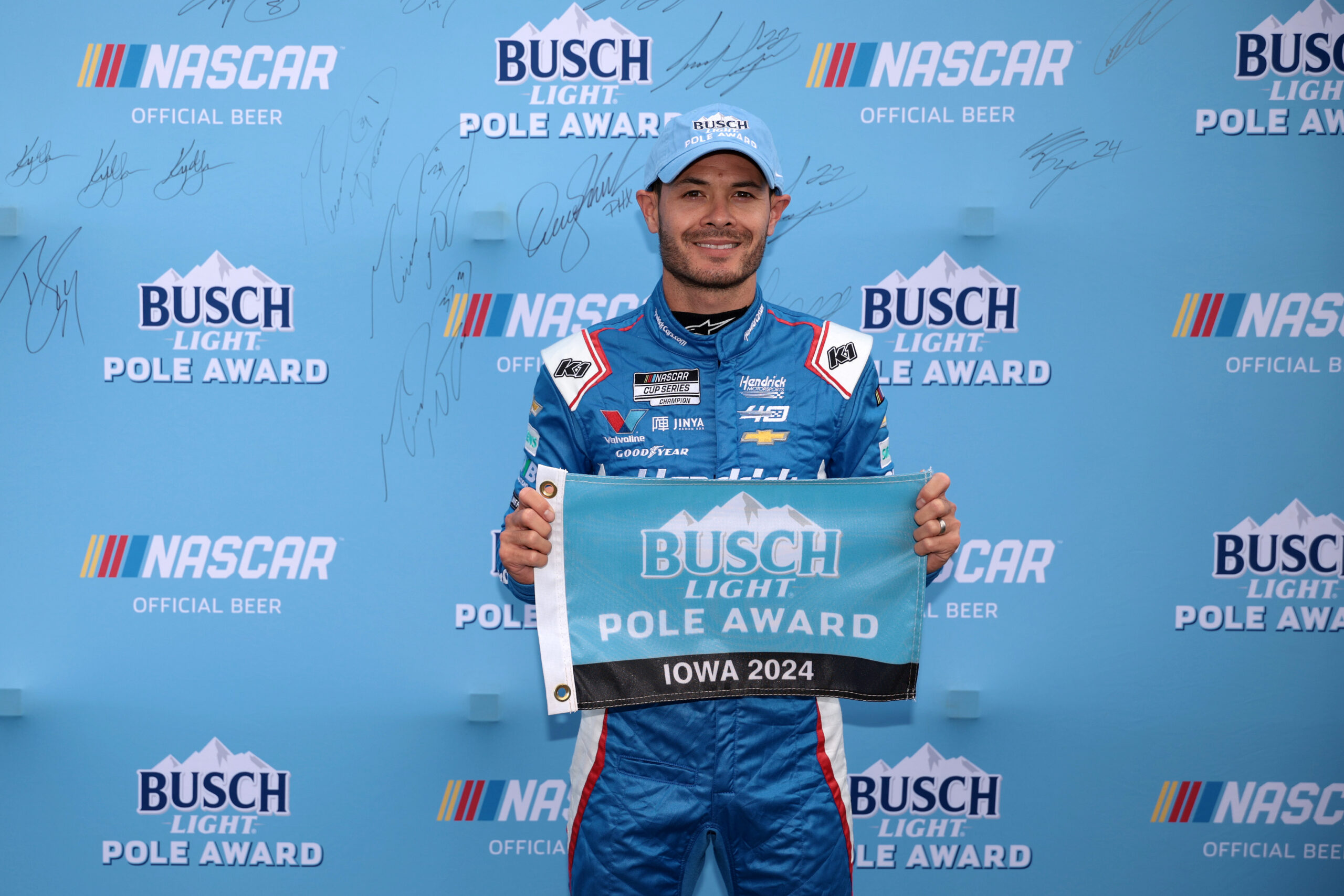 Kyle Larson claims pole position for inaugural NASCAR Cup Series race atJune 15, 2024