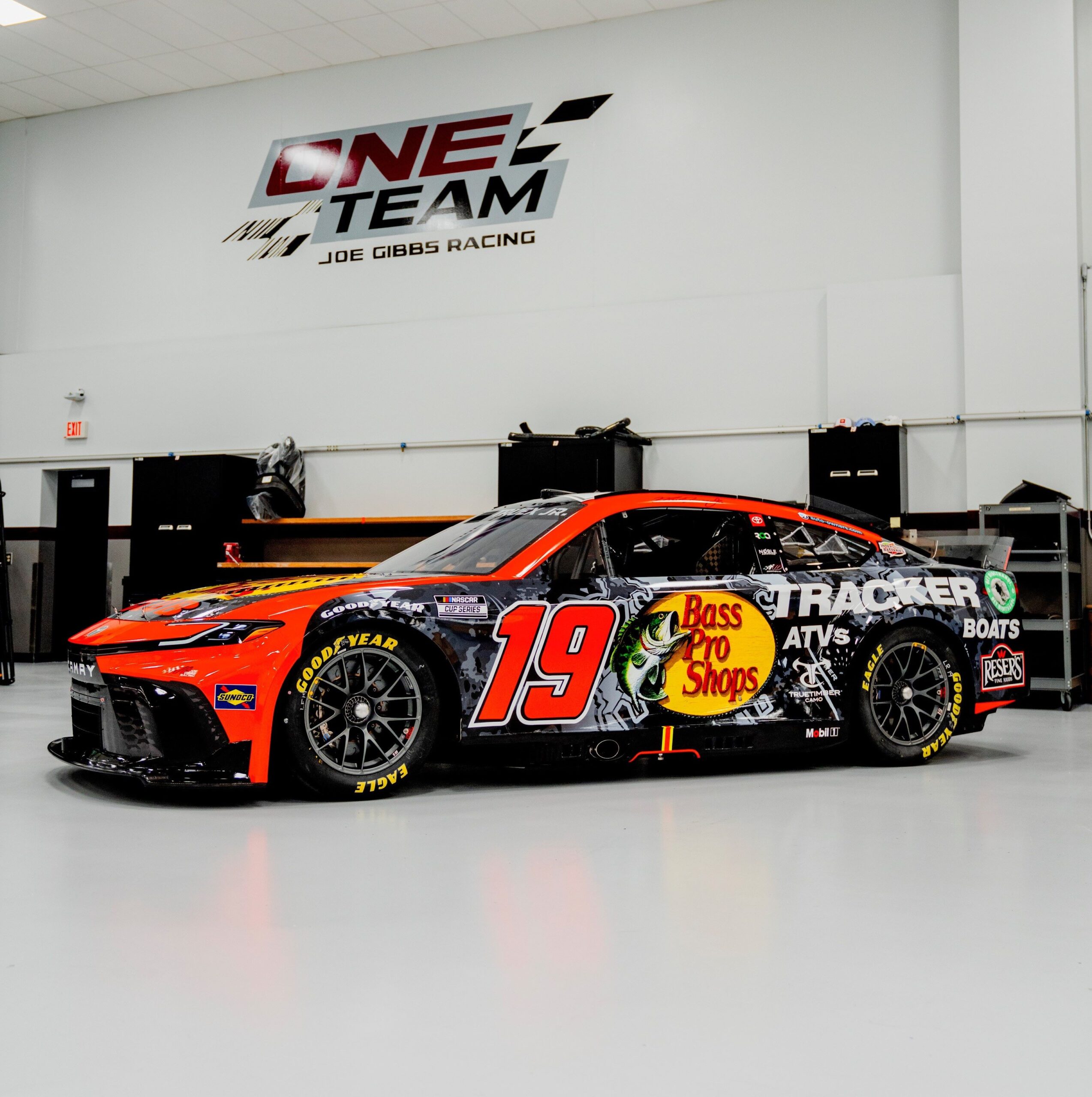 Martin Truex Jr.Sonoma AdvanceNo. 19 Bass Pro Shops Toyota Camry XSE for Joe Gibbs Racing